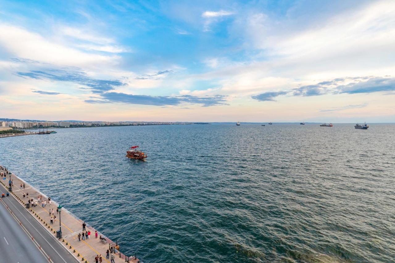 Iconic Salonica Suite Seafront Tessalónica Exterior foto